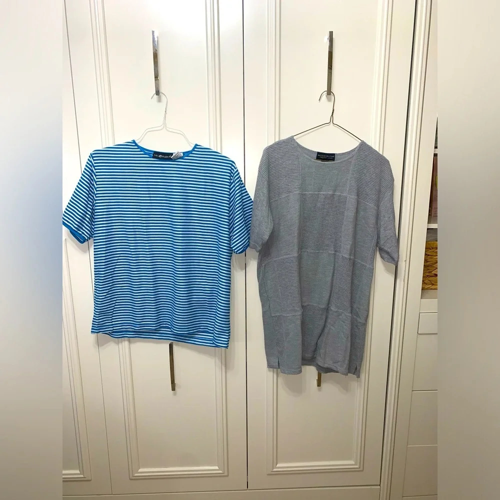 Metropolitan grey light sweater tunic & Sag Harbor s/s striped top Large